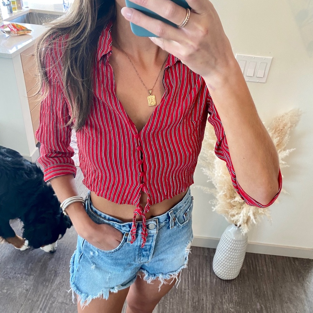 Red cropped button up top